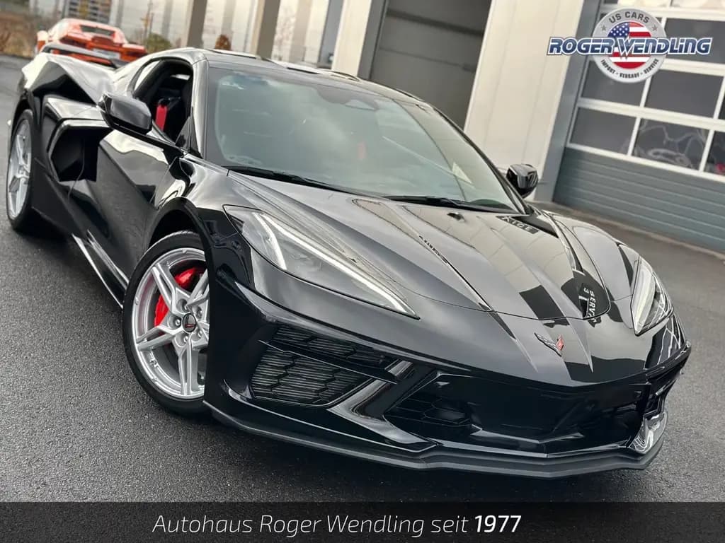 Main__Slider__Photo:Corvette C8 3LT MAGNETIC RIDE LIFT COMPETITION CARBON null-0