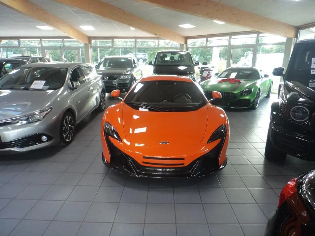 Main__Slider__Photo:McLaren 650S Coupé Mclaren 650S Coupé Carbon Mclaren Serviceheft 08/2016-0