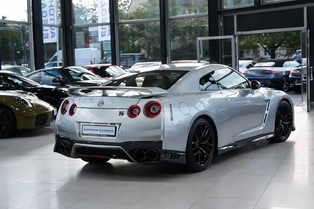 Main__Slider__Photo:Nissan GT-R Black Edition*TITAN*BOSE*RECARO*SONDERLACK* 03/2017-1