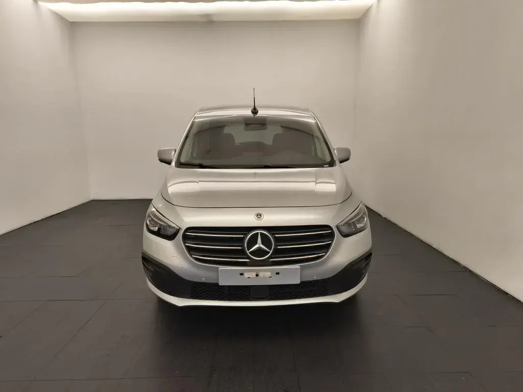 Main__Slider__Photo:Mercedes-Benz T-Class T 180 PROGRESSIVE Standard 07/2025-1