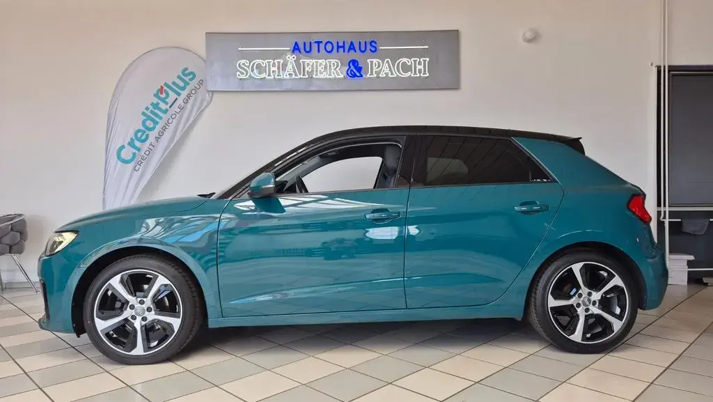 Main__Slider__Photo:Audi A1 Sportback 30 TFSI advanced 08/2021-1