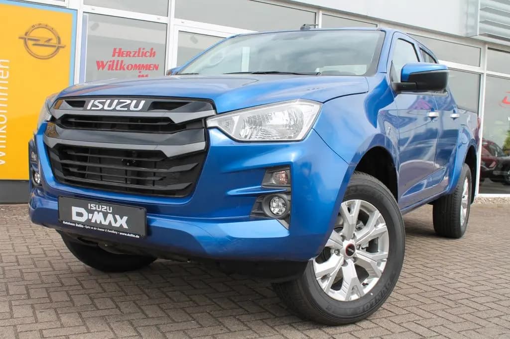 Main__Slider__Photo:Isuzu D-Max Double Cab 4x4 LS / AHZV+Laderaumwanne 03/2025-0