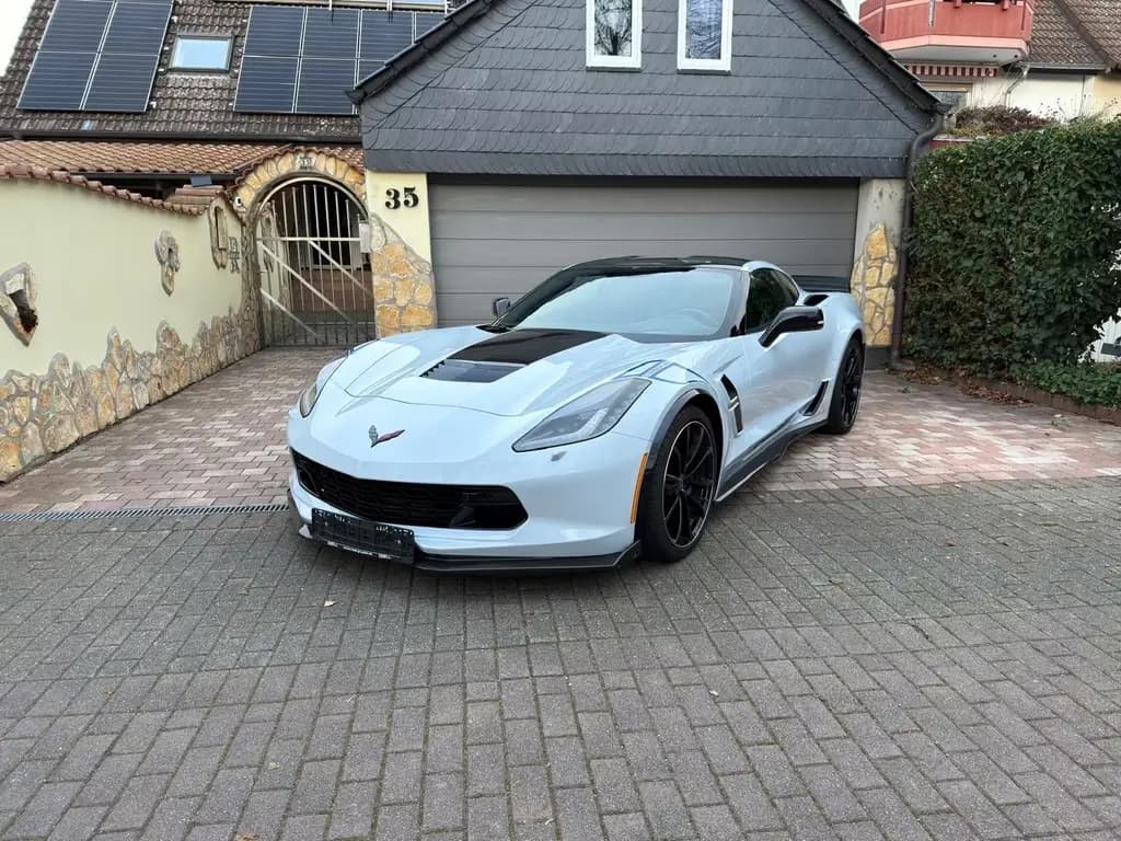 Main__Slider__Photo:Corvette C7 6.2 V8 AT8 Grand Sport Coupe 3LT Carbon 65 10/2018-0