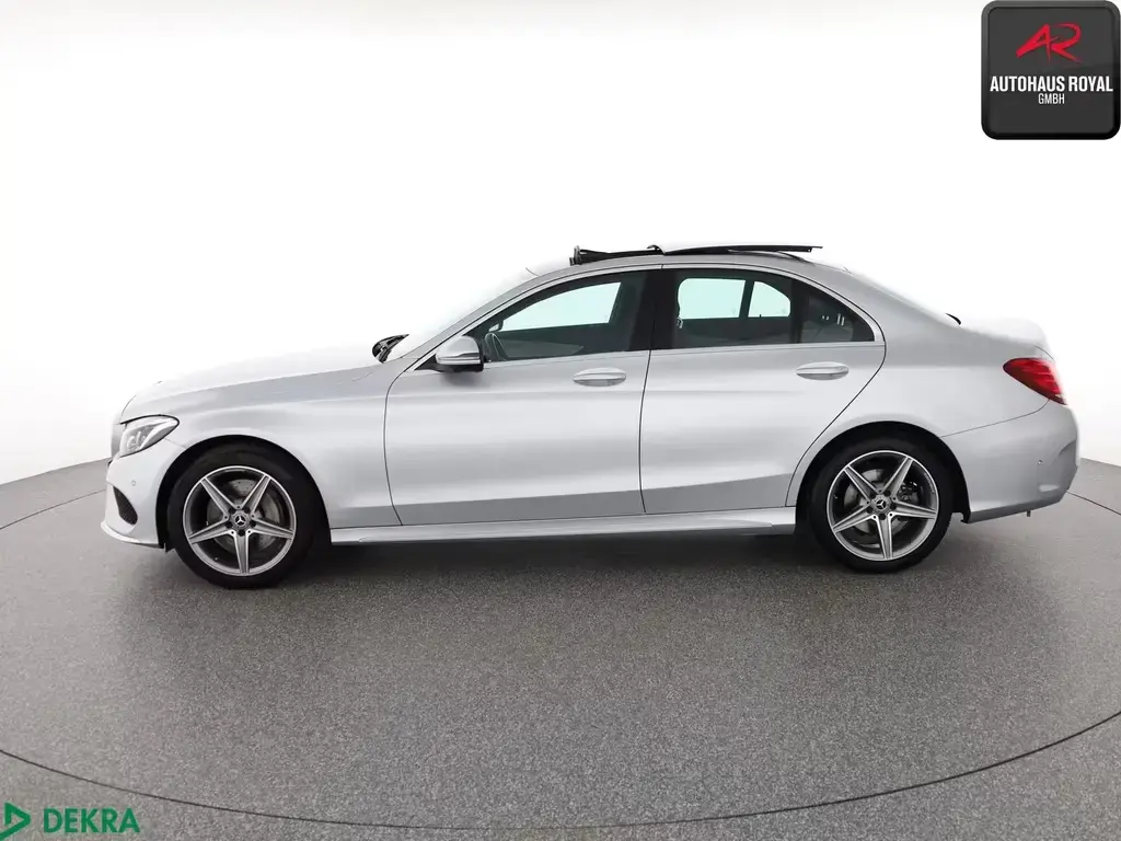 Main__Slider__Photo:Mercedes-Benz C 300 AMG AIRMATIC HUD,360GRAD,COMAND,DISTRO,AHK 07/2017-1