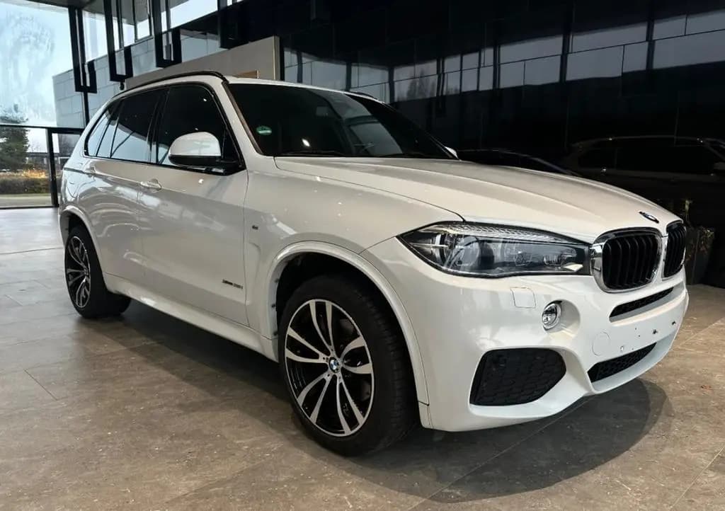 Main__Slider__Photo:BMW X5 xDrive 35i - M Sport 09/2018-0