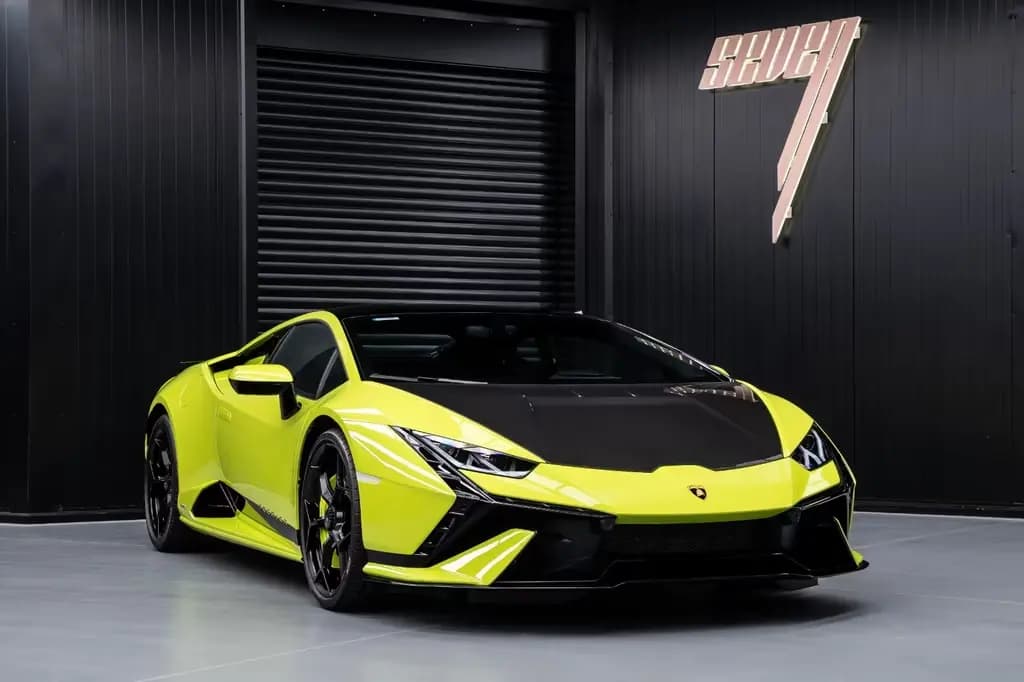 Main__Slider__Photo:Lamborghini Huracán Tecnica V10 639PS Carbon 3.100km 06/2023-0