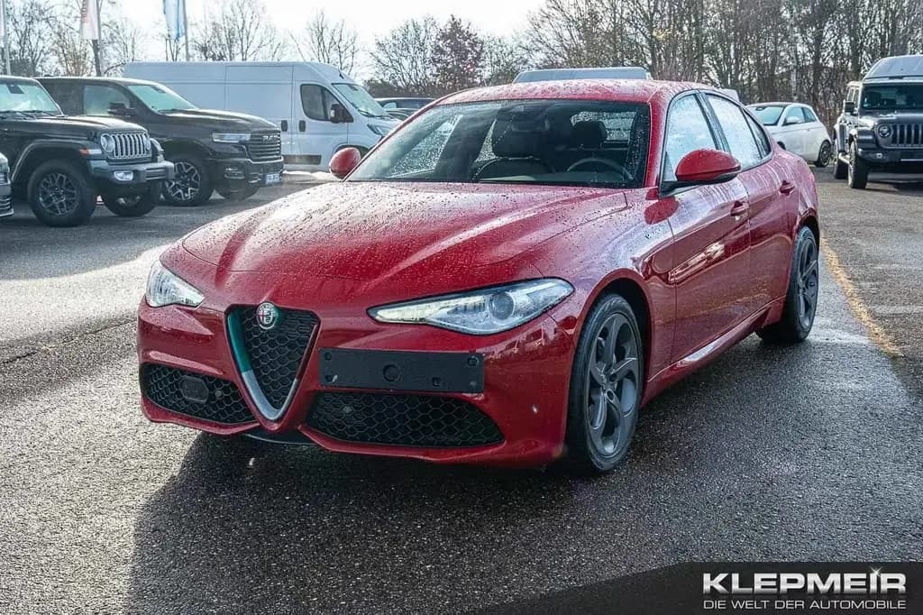 Main__Slider__Photo:Alfa Romeo Giulia Sprint 2.0 Turbo 16V 147kW (200 PS) AT 03/2023-0