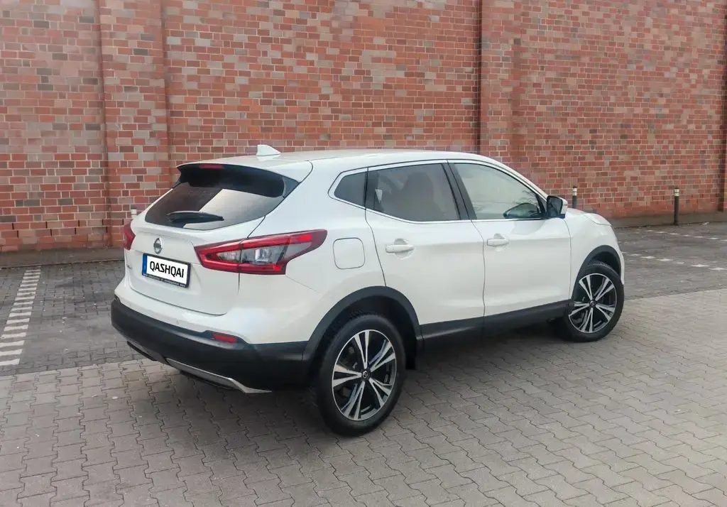 Main__Slider__Photo:Nissan Qashqai 1.3 DIG-T 159PS N-CONNECTA 01/2019-1