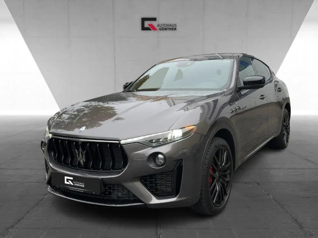 Main__Slider__Photo:Maserati Levante Modena S AWD 430PS PANO-CARBON-360Grad 04/2023-0