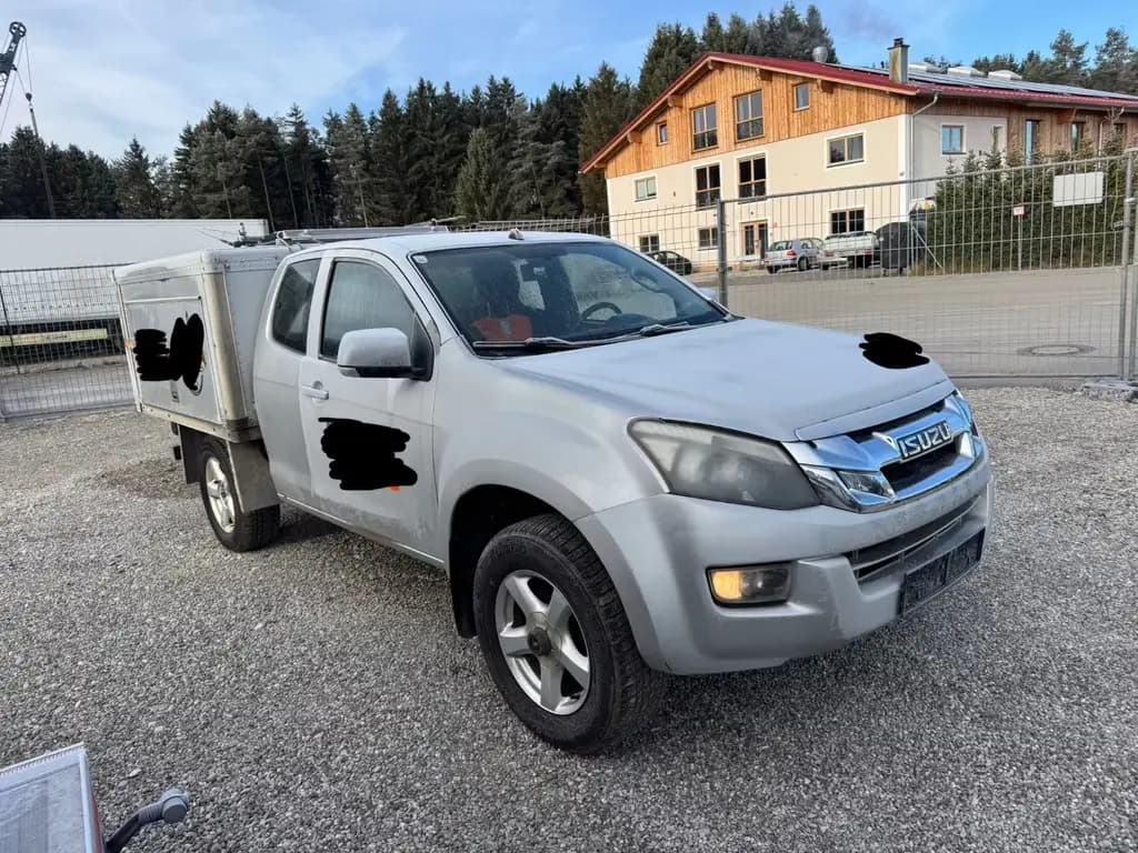 Main__Slider__Photo:Isuzu D-Max 04/2013-0