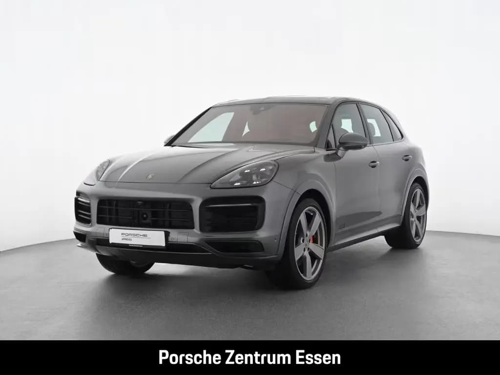 Main__Slider__Photo:Porsche Cayenne GTS / Hinterachslenkung PDCC Soft-Close- 11/2020-0