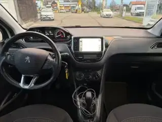 Main__Slider__Photo:Peugeot 208 BlueHDi 100 Active Active 05/2019-1