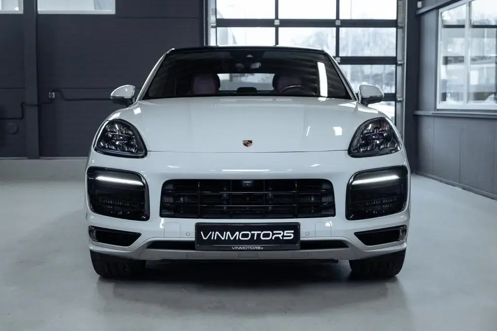 Main__Slider__Photo:Porsche Cayenne Coupe/Pano/Bose/Pneumo/Solf-Close 11/2019-1