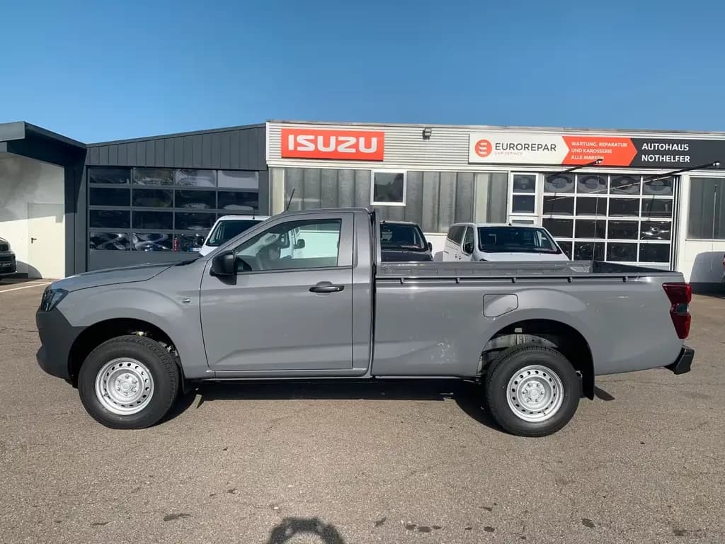 Main__Slider__Photo:Isuzu D-Max Single Cab L 4WD AHK + Beschichtung/Wanne null-0