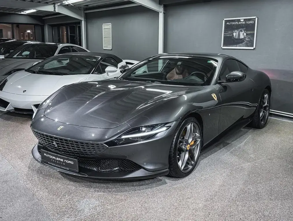 Main__Slider__Photo:Ferrari Roma Magneride+ADAS-Paket+Beif-Display 09/2021-1