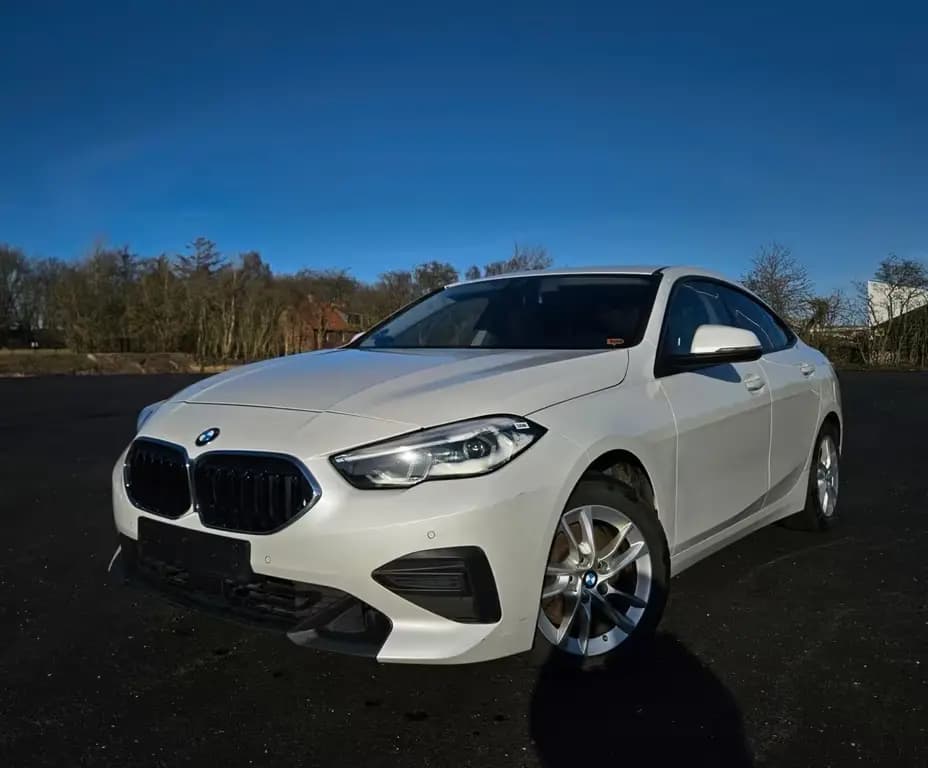 Main__Slider__Photo:BMW 2 Series 218i Gran Coupe  1.5 140PS Advantage 53586 07/2020-0