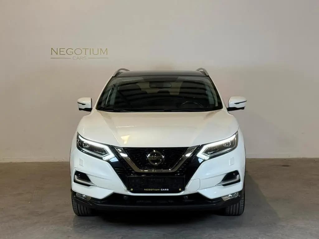 Main__Slider__Photo:Nissan Qashqai N-Connecta Autom LED Pano 360° AHK Carpl 12/2018-0