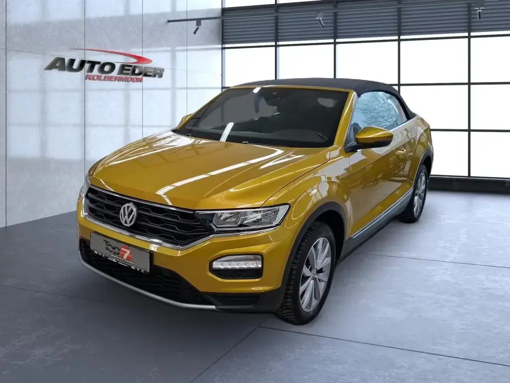 Main__Slider__Photo:Volkswagen T-Roc Style Bluetooth Klima Einparkhilfe 07/2020-1