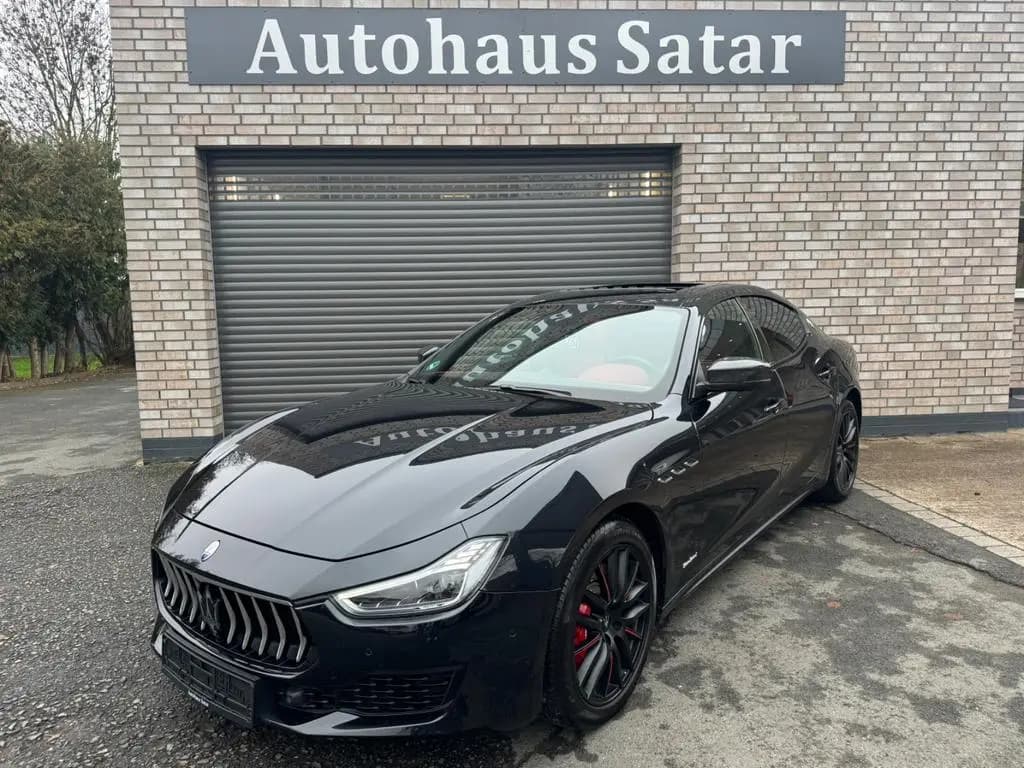 Main__Slider__Photo:Maserati Ghibli GranSport Ribelle Limited *One of 200* 12/2019-0