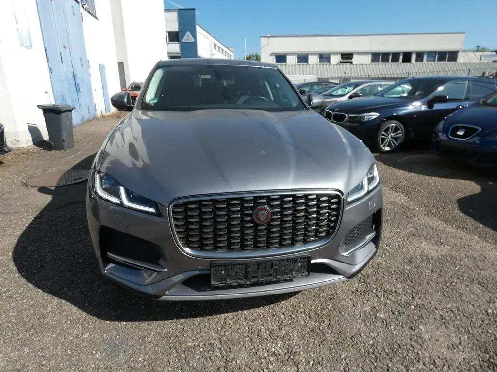 Main__Slider__Photo:Jaguar F-Pace D 300 R-DYNAMIC SE AWD 05/2022-1