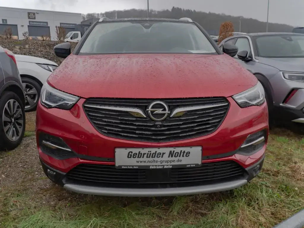 Main__Slider__Photo:Opel Grandland X Ultimate Plug-In-Hybrid 4 ACC 360° 09/2021-1