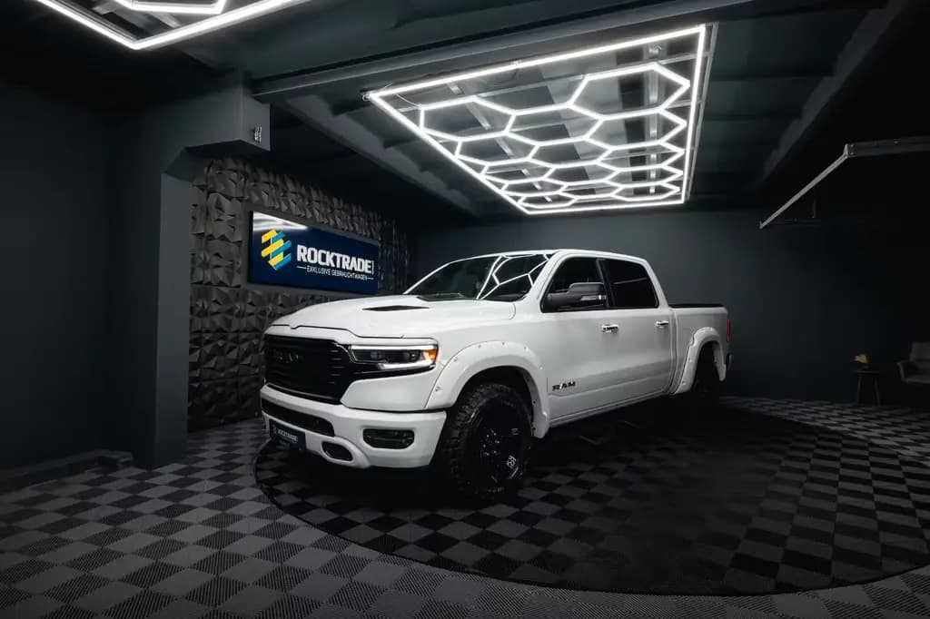 Main__Slider__Photo:Dodge RAM 5.7 V8 HEMI 4x4 OFFROAD Night-Paket *LED*19% 01/2020-0