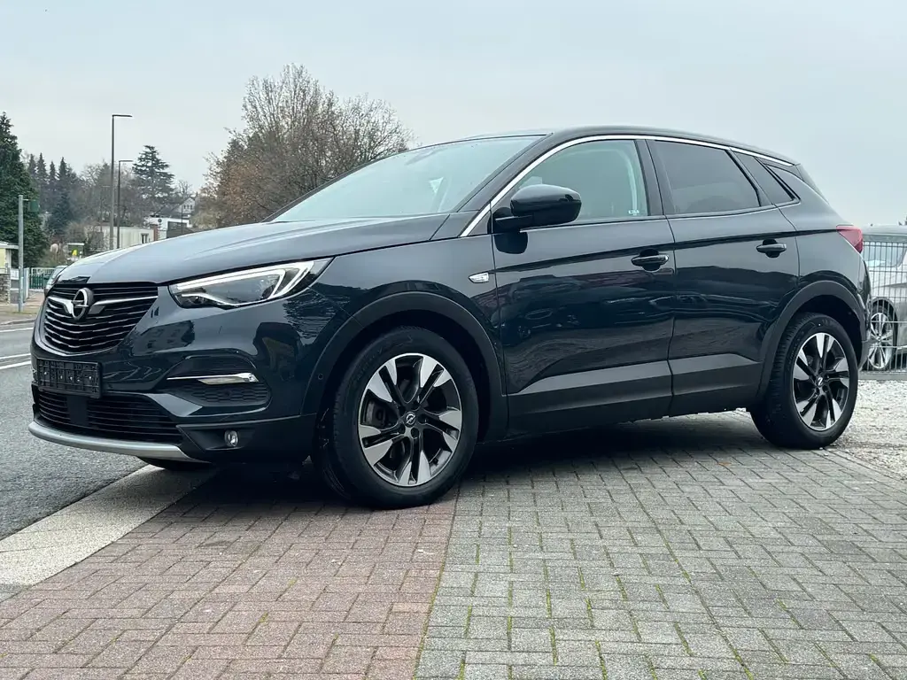 Main__Slider__Photo:Opel Grandland (X) Grandland Innovation BiLED Erhöhter Ölverbrauch 06/2018-1