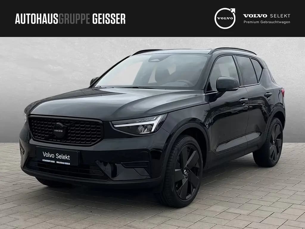 Main__Slider__Photo:Volvo XC40 B3 Plus Black Edition SD LED 11/2025-0
