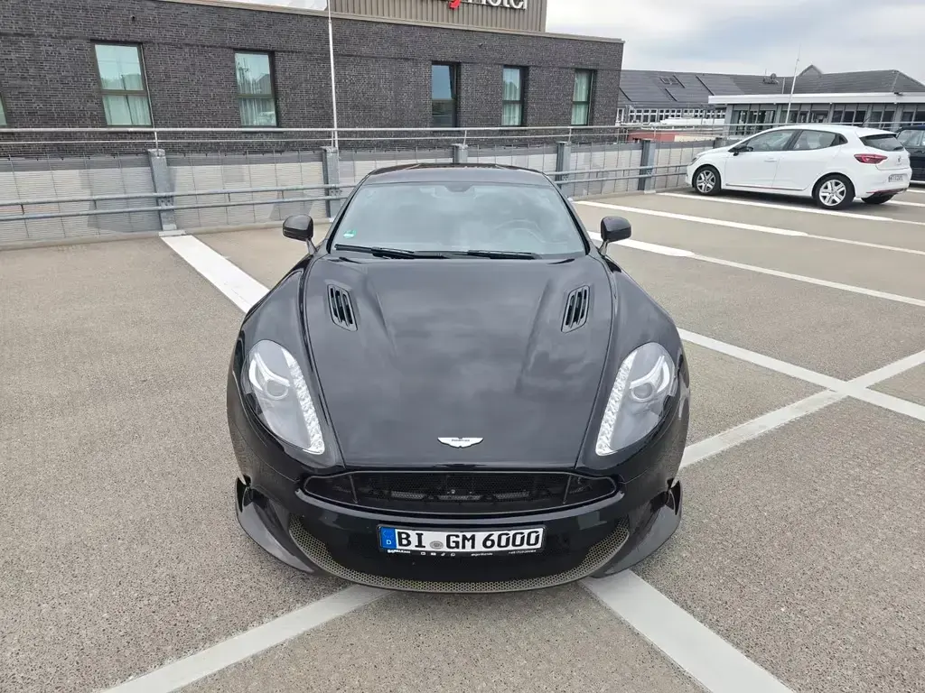Main__Slider__Photo:Aston Martin Vanquish S Facelift top Zustand Scheckheft lücke 08/2017-1
