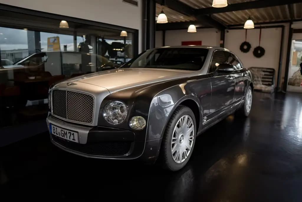Main__Slider__Photo:Bentley Mulsanne 6.8 Automatik | Service neu 07/2011-0