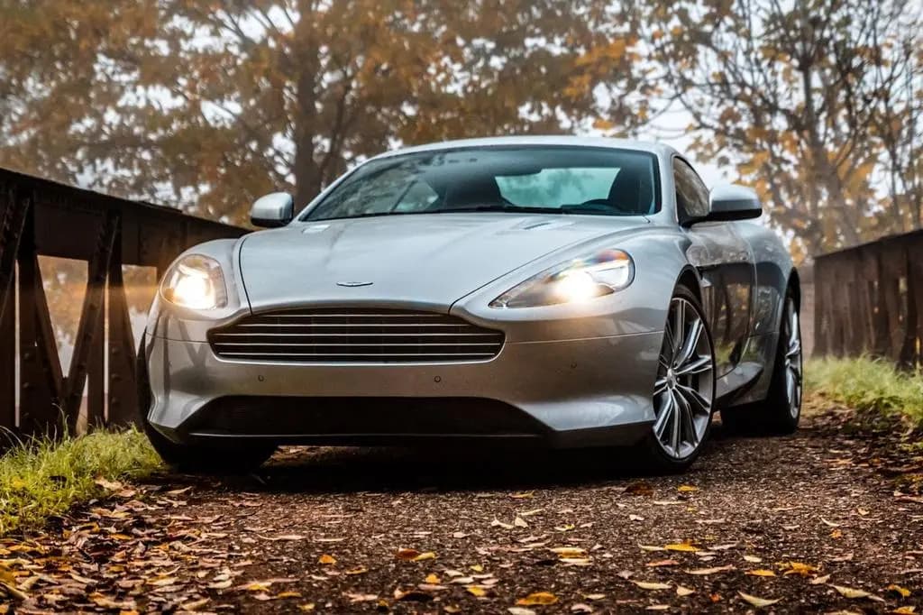 Main__Slider__Photo:Aston Martin Virage Coupe 6.0 touchtronic 06/2011-0