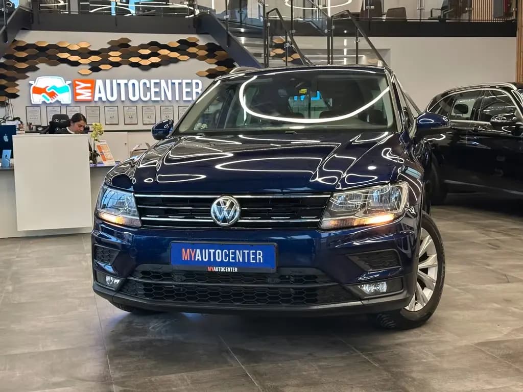 Main__Slider__Photo:Volkswagen Tiguan Comfortline BMT/Start-Stopp 4Motion *Pano 12/2017-0