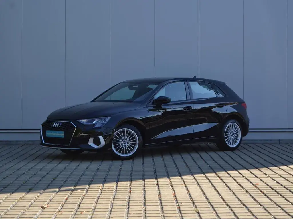 Main__Slider__Photo:Audi A3 Sportback 35 TFSI Advanced LED/NAVI+VZE/ACC/A 11/2020-1