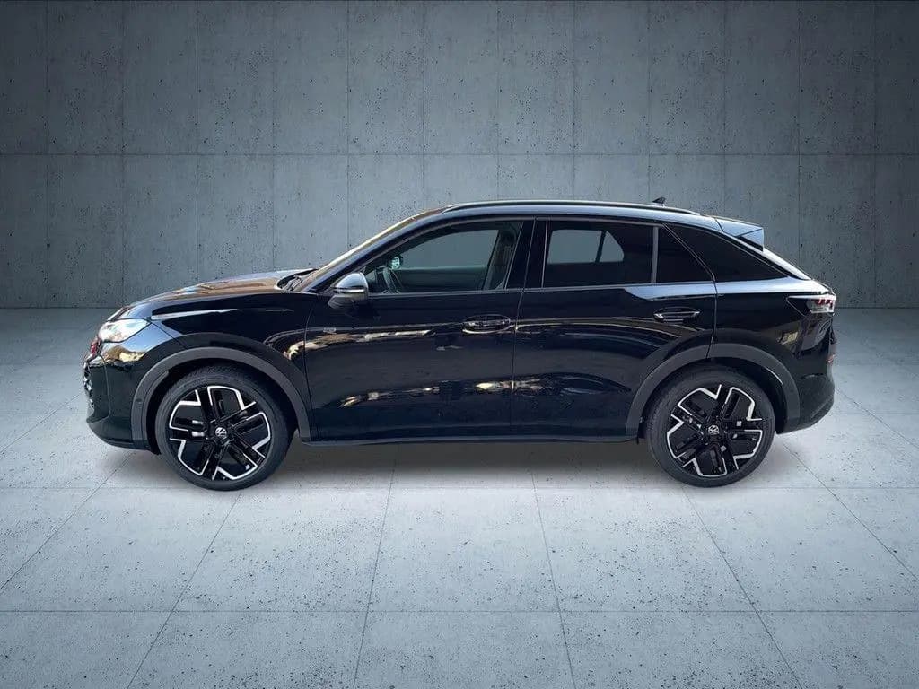 Main__Slider__Photo:Volkswagen T-Roc R-Line 1.5 eTSI 150 PS DSG Navi Klima SHZ null-0