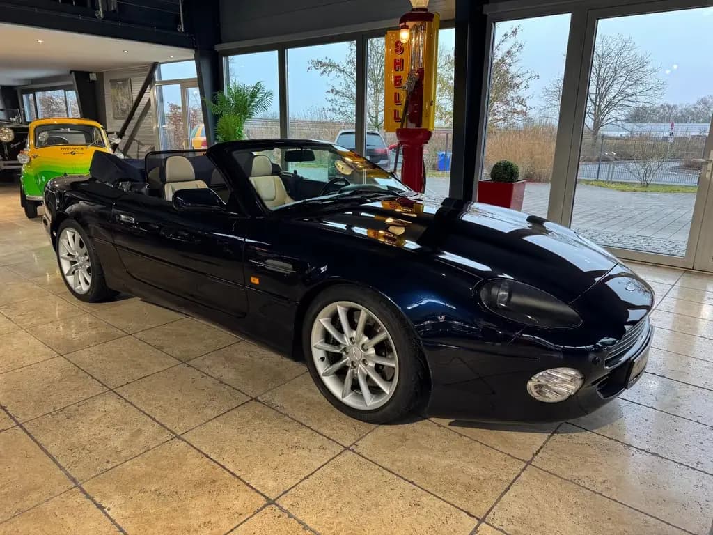 Main__Slider__Photo:Aston Martin DB7 10/1999-0