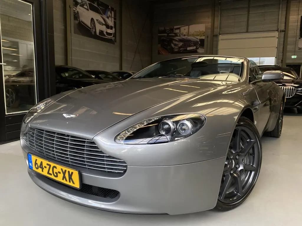 Main__Slider__Photo:Aston Martin V8 Vantage Roadster 4.3 V8 Sportshift Cabrio, Le 02/2008-0