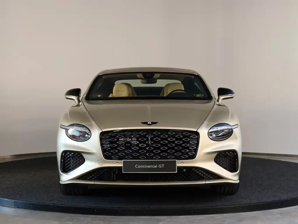 Main__Slider__Photo:Bentley Continental GT MULLINER V8 HYBRID null-1