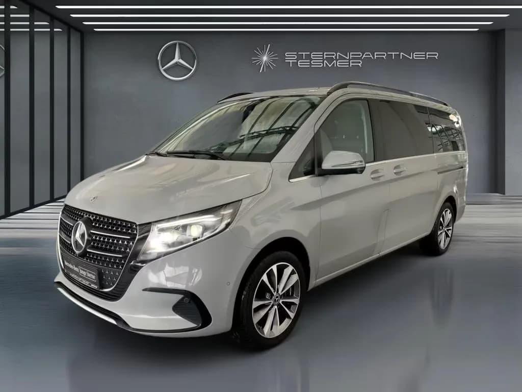 Main__Slider__Photo:Mercedes-Benz V-Class 300 01/2025-0