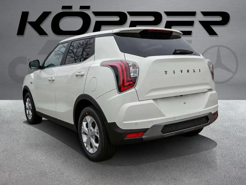 Main__Slider__Photo:KGM Tivoli Nomad Exclusive White Edition Navi null-1