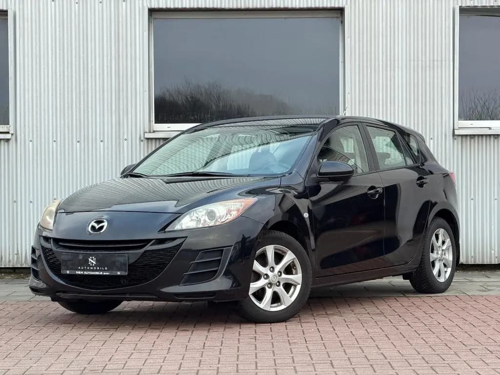 Main__Slider__Photo:Mazda 3 Lim. Center-Line Klima / HU Neu 07/2009-0