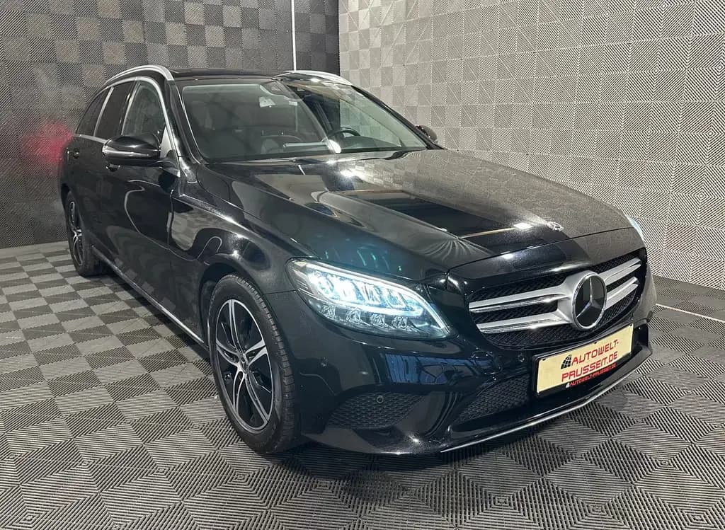 Main__Slider__Photo:Mercedes-Benz C 300 T*AVANTGARDE*LED-PANO-ACC-AHK-SHZ-SPUR-PDC 06/2020-0