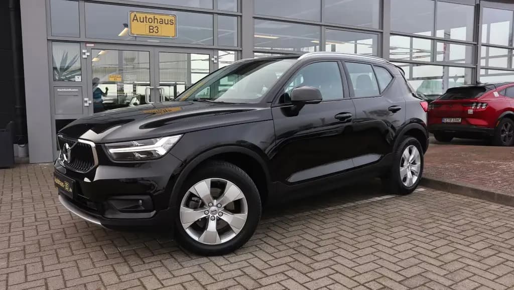 Main__Slider__Photo:Volvo XC40 XC 40 Momentum 2WD Navi LED AHK Shz 02/2019-0