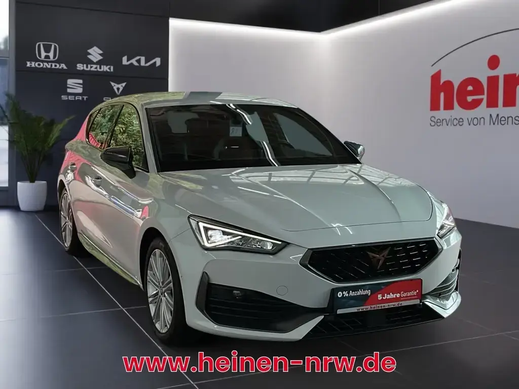 Main__Slider__Photo:Cupra Leon 2.0 TSI DSG LED+TEMPOMAT+17Z LM-FELGEN 07/2023-1