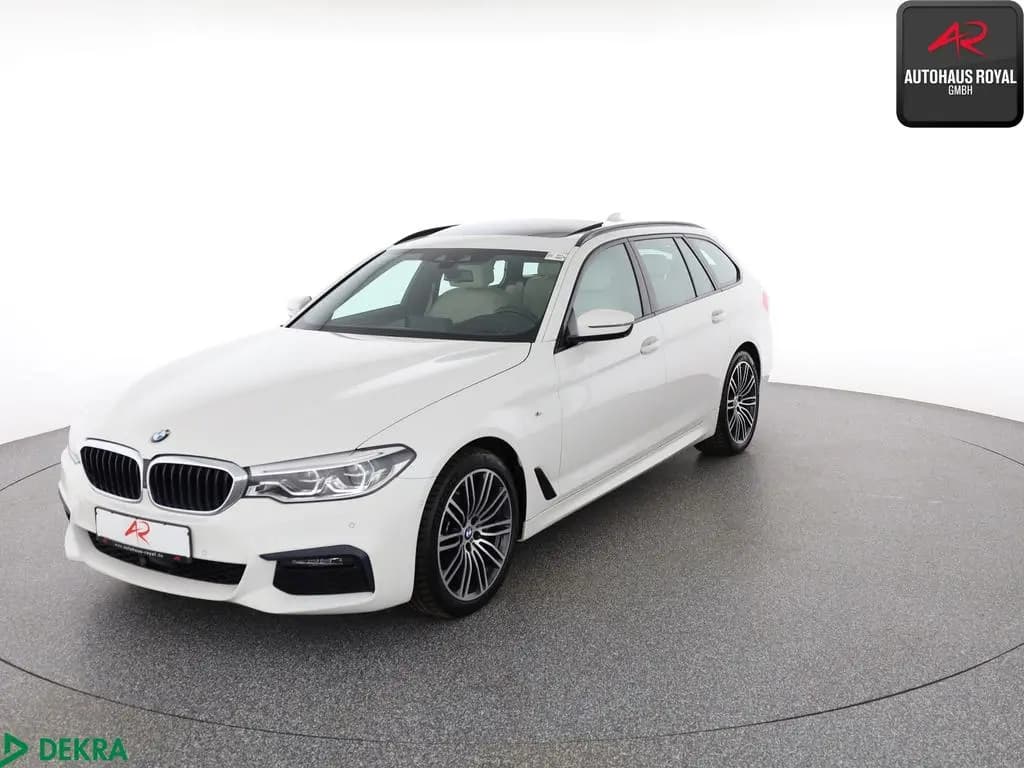 Main__Slider__Photo:BMW 5 Series 530 d T xDrive M SPORT SHADOW STANDHEIZ,360GRAD 09/2019-0