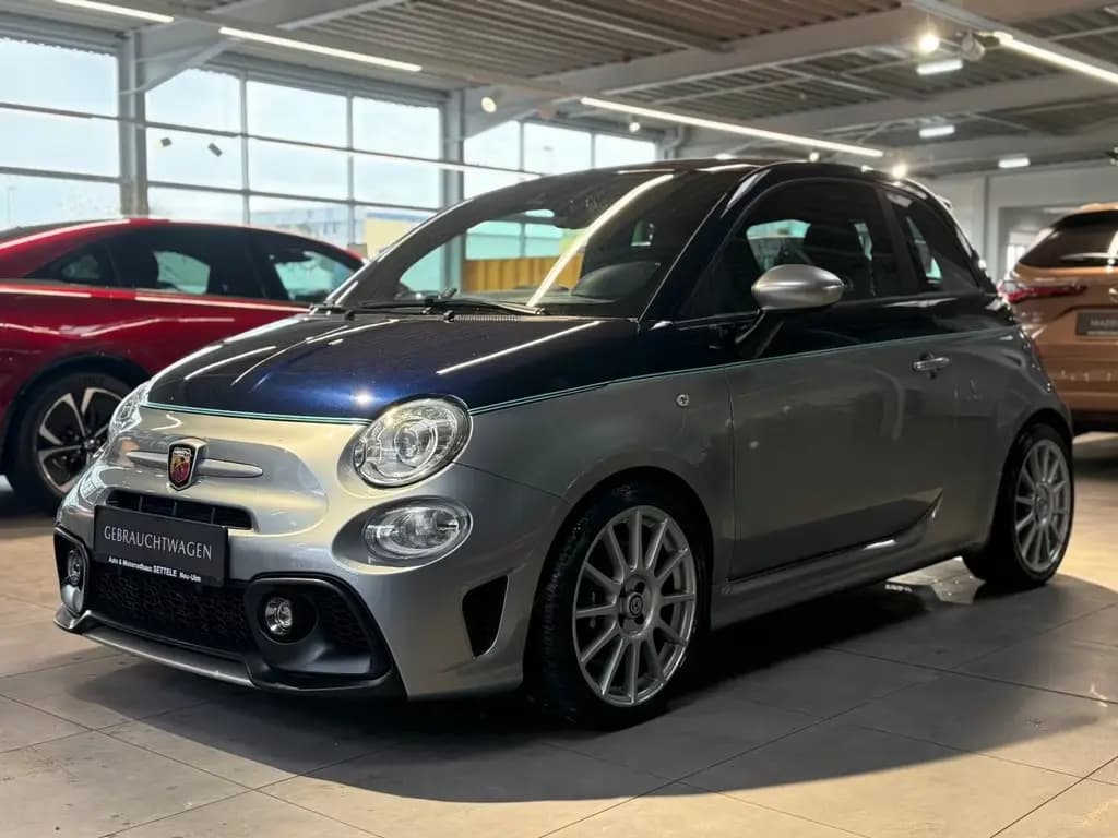 Main__Slider__Photo:Abarth 695 Rivale BI-XENON/LEDER/KLIMA/PDC/DAB 12/2018-0
