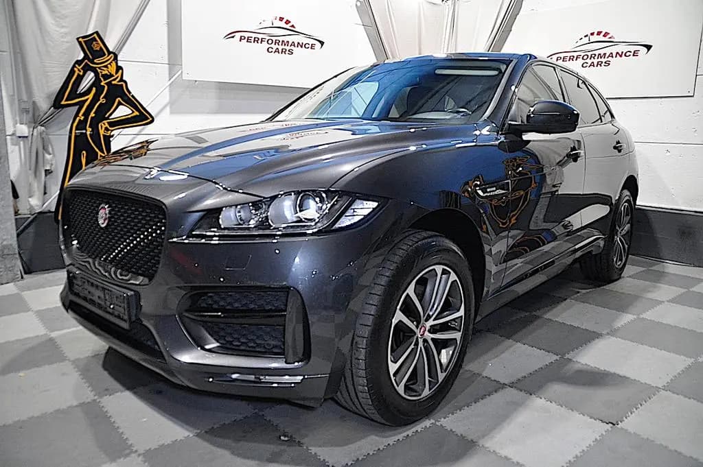 Main__Slider__Photo:Jaguar F-Pace 20d AWD R-Sport Automatik 02/2019-0