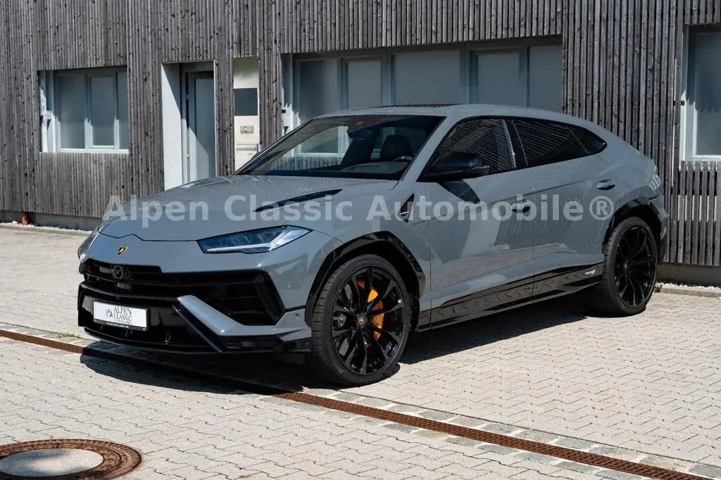 Main__Slider__Photo:Lamborghini Urus S 4.0 V8 Pano, Ambiente, B&O, Sitzbelüftung 07/2025-0