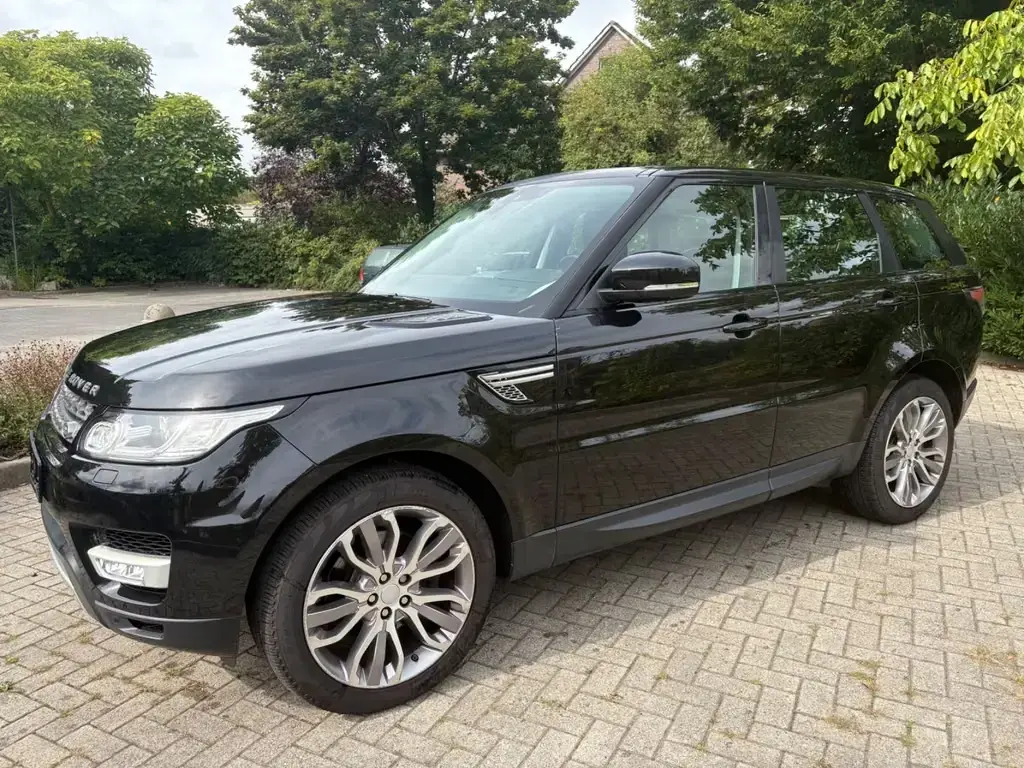 Main__Slider__Photo:Land Rover Range Rover Sport Range Rover 2.0 TD Sd4 Sport HSE/Panoramadach 03/2018-1