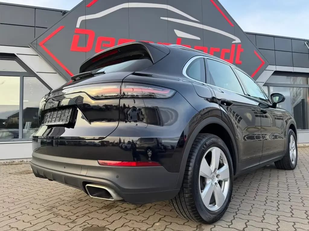 Main__Slider__Photo:Porsche Cayenne Tiptronic S Leder 360 ACC el. Heck 03/2022-0