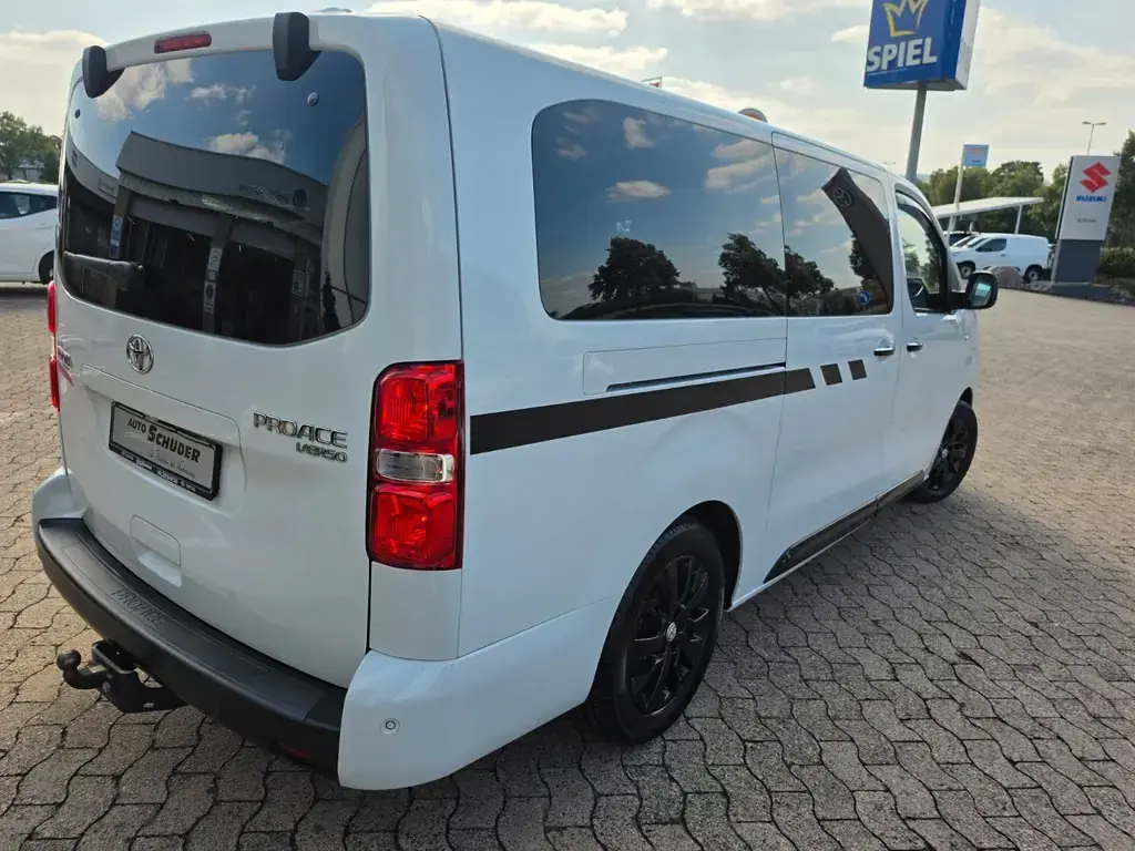 Main__Slider__Photo:Toyota Proace (Verso) Proace Verso L2 Executive **STANDHEIZUNG** 07/2022-1